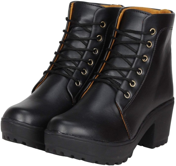 ladies stylish boot