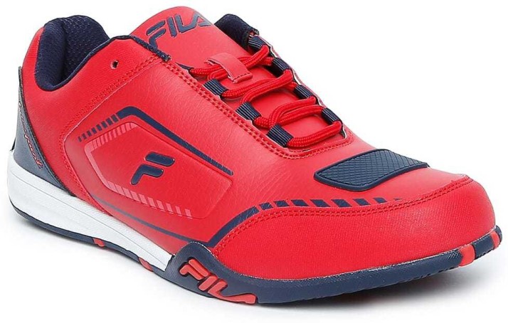 fila red running shoes