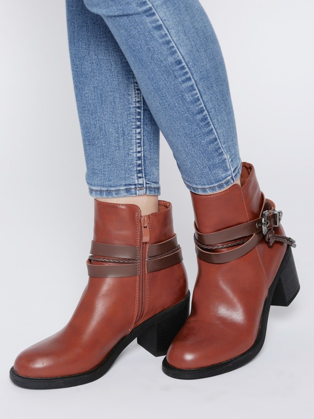 roadster women boots