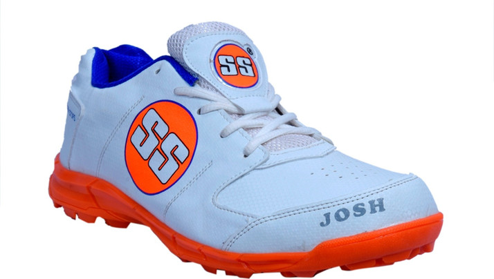 light weight cricket shoes
