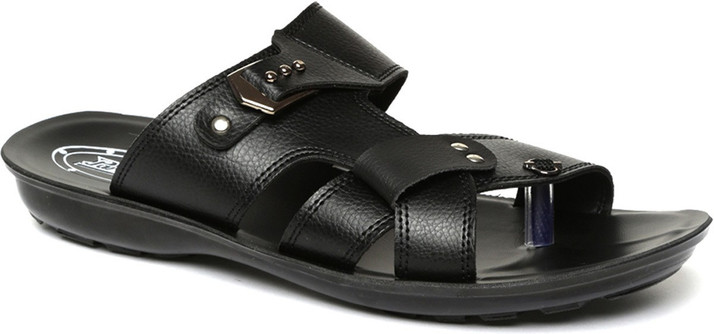 paragon chappals for mens online