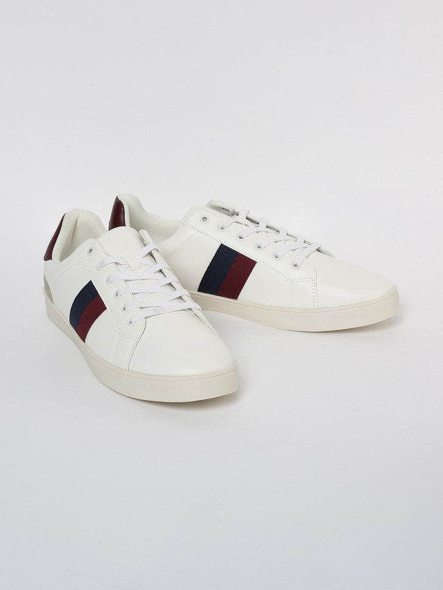 forca white sneakers
