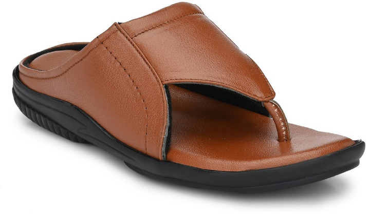 bucik chappals