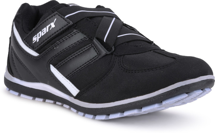 sparx white sneakers flipkart