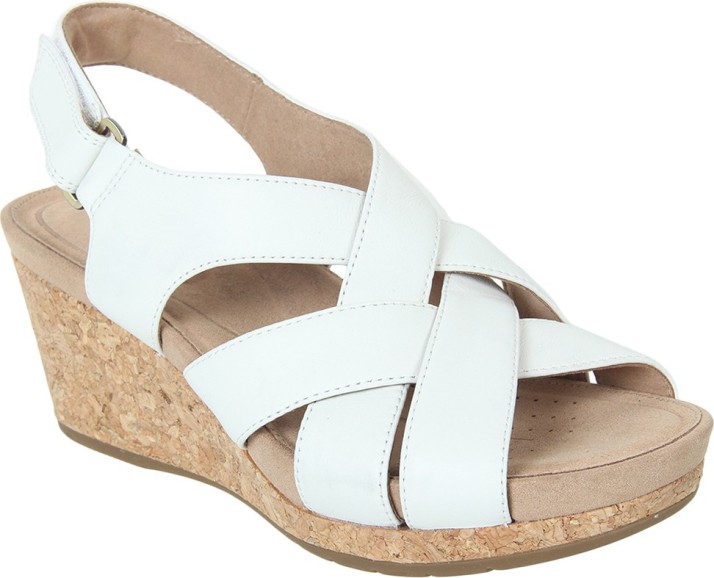 clarks white sandals for women