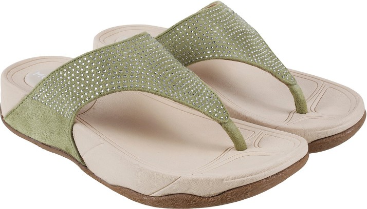 mochi sandals flipkart