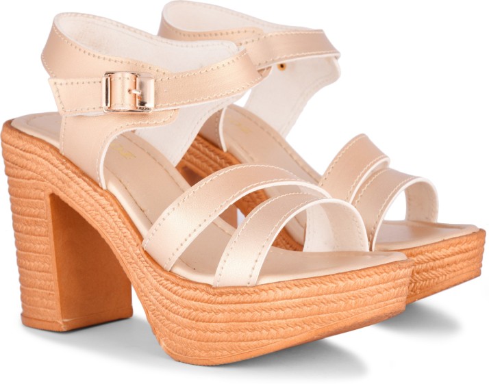 heel sandal on flipkart