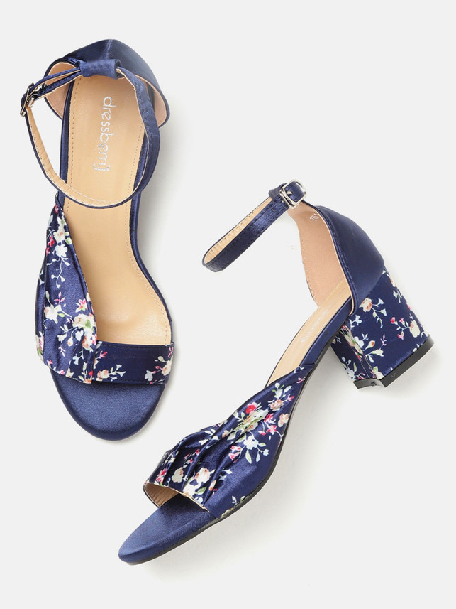 navy heels cheap