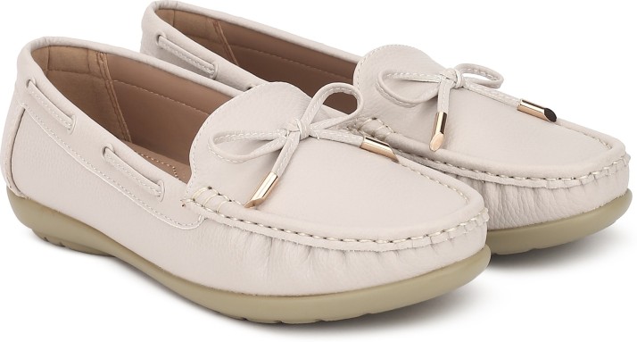 bata moccasin