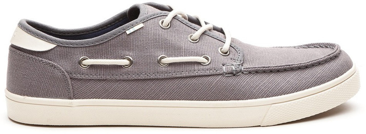 toms boat shoes