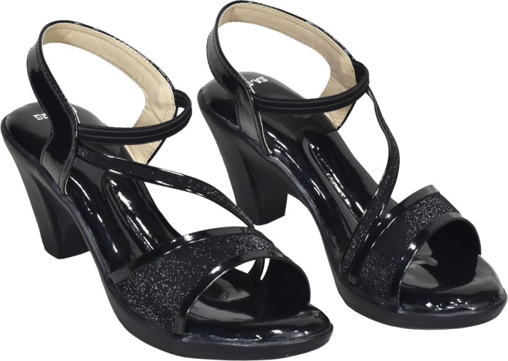 black 2 inch heel sandals