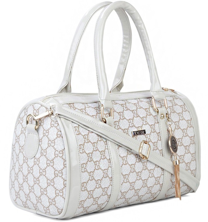 hand bag in flipkart