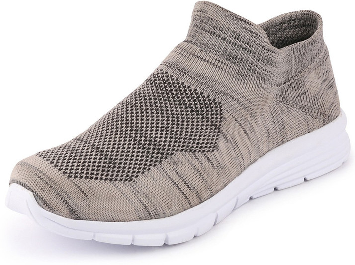 knitted walking shoes