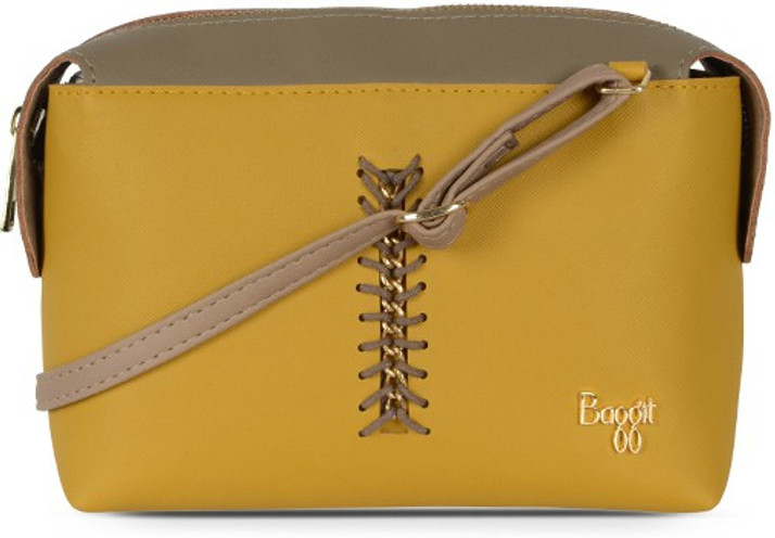 baggit sling purse