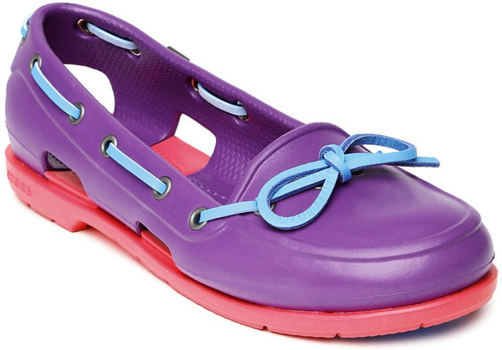 purple boat shoes
