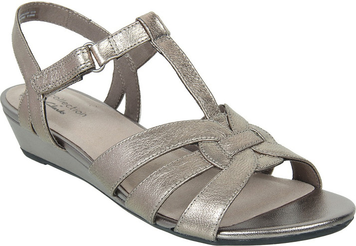 clarks ladies chappal