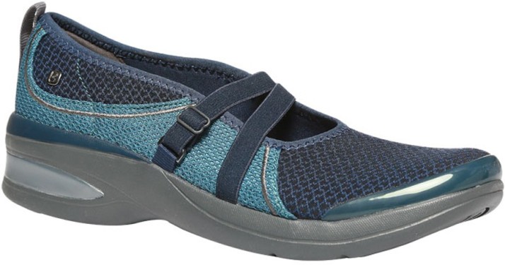 naturalizer water shoes