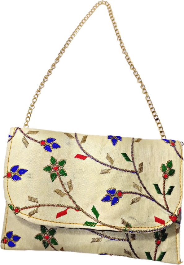 clutches in flipkart