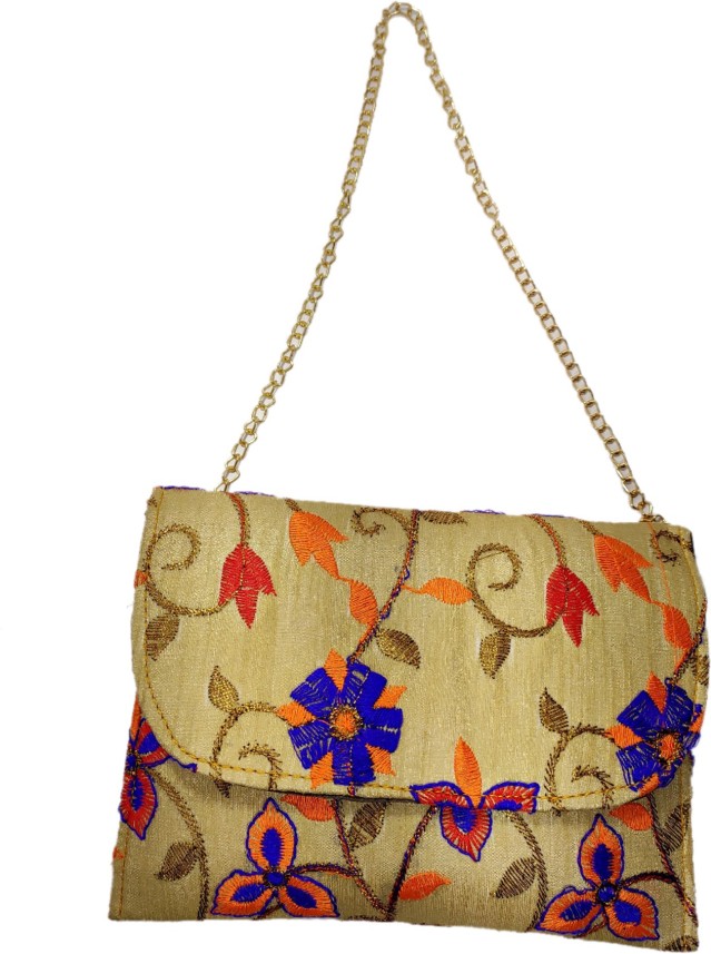 clutches in flipkart