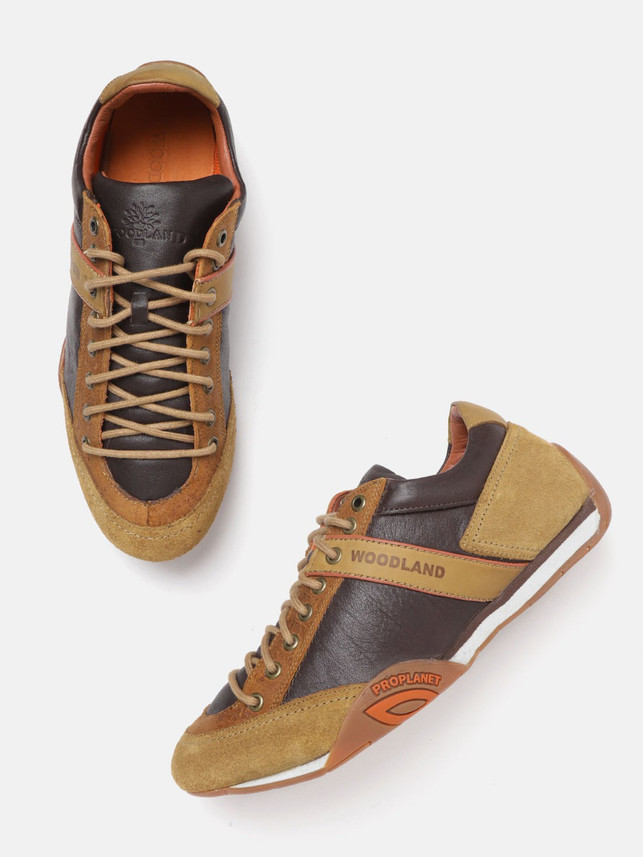woodland shoes price flipkart