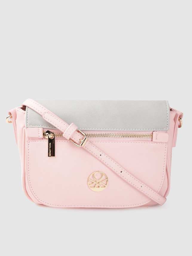 axis bank stylish benetton bag