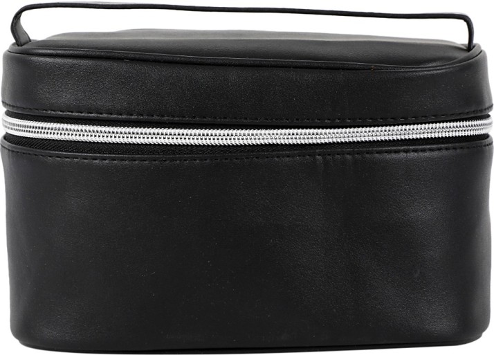 black cosmetic pouch