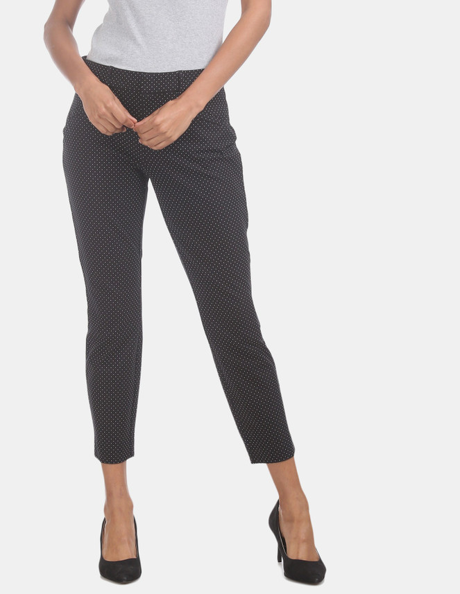 gap black trousers
