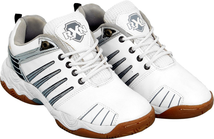 lawn tennis shoes