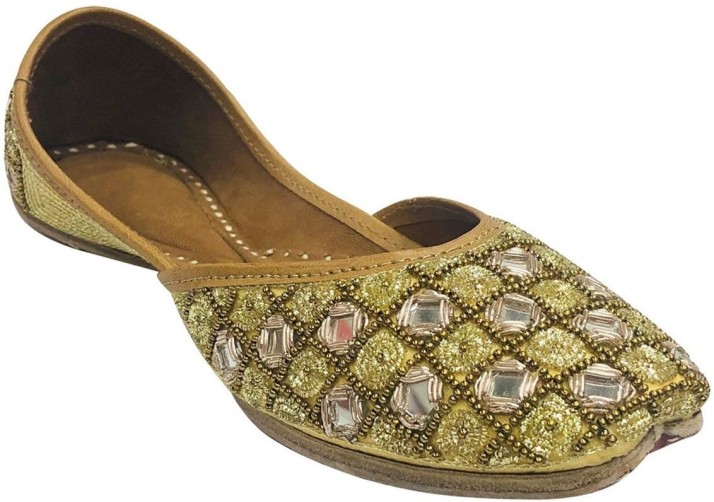 Stop n Style Gold Punjabi Jutti for Womens Pakistani Mojari Shoes Punjabi Shoes Online Jutti 