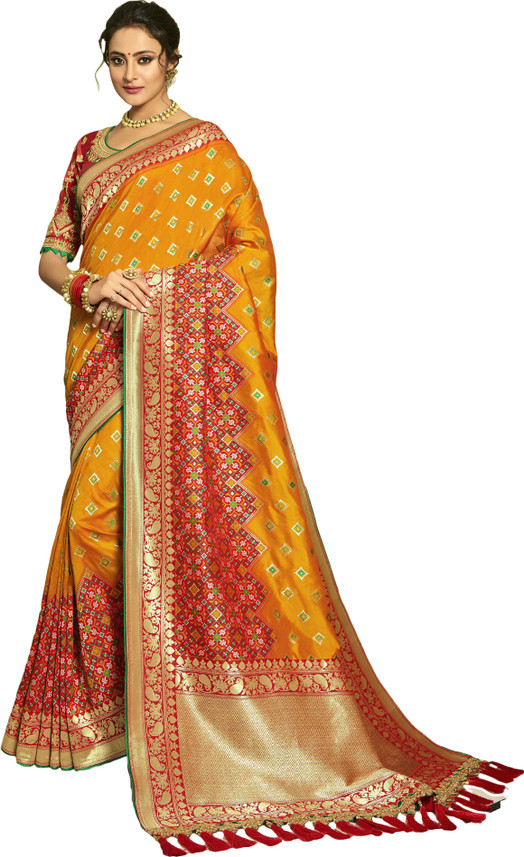 dulhan yellow saree