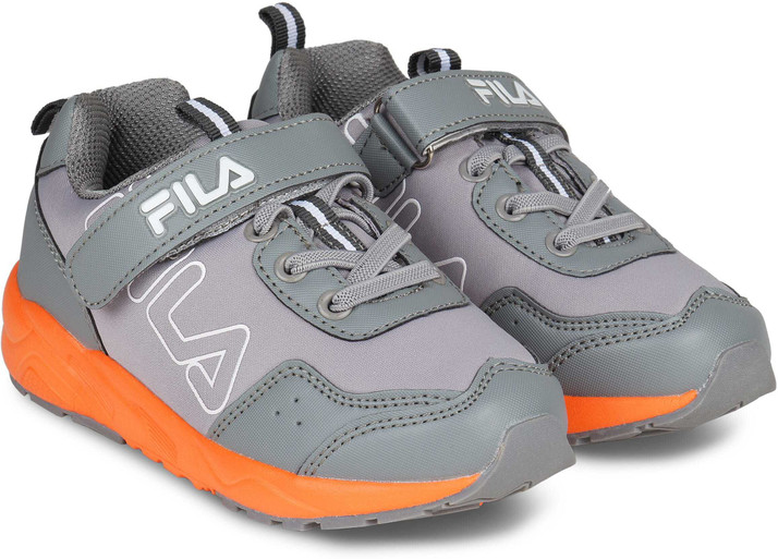 fila boys shoes