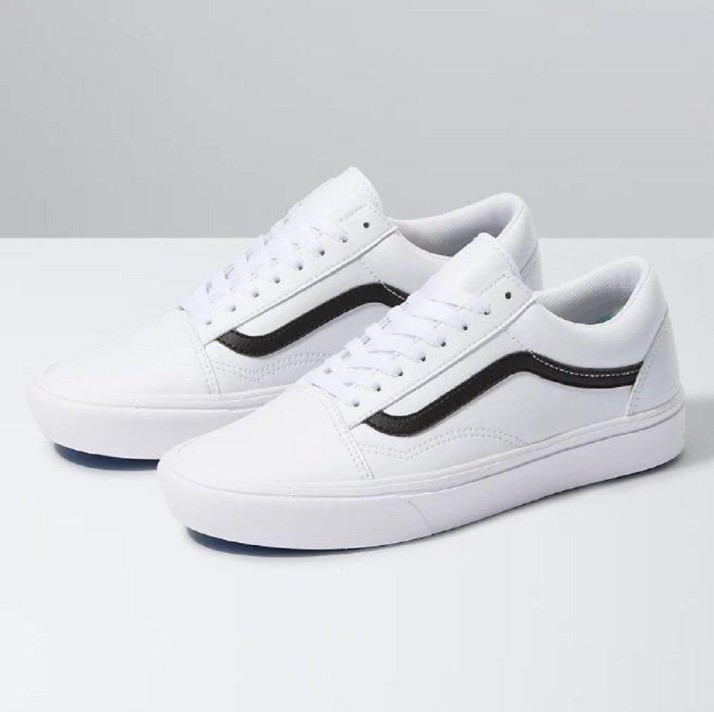 vans sneakers white
