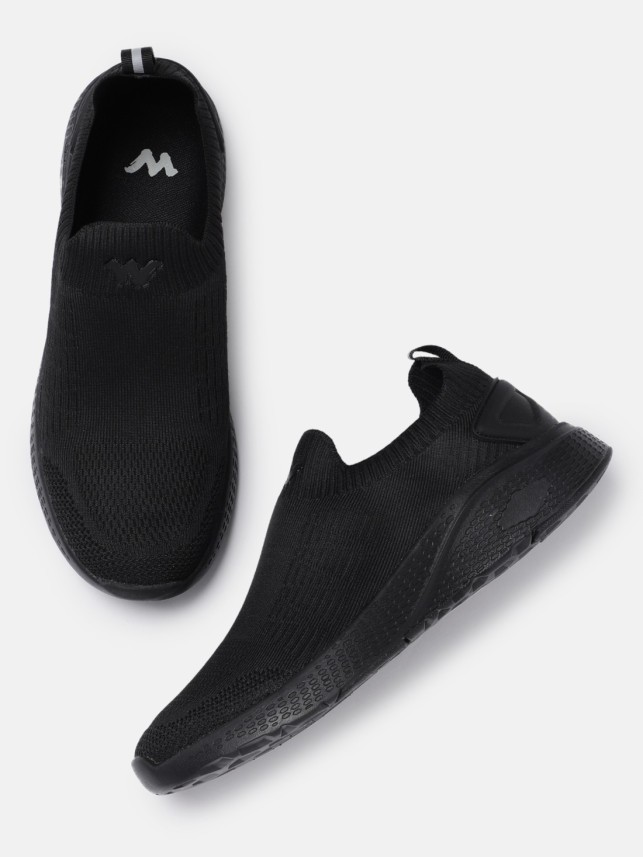 wildcraft slip ons