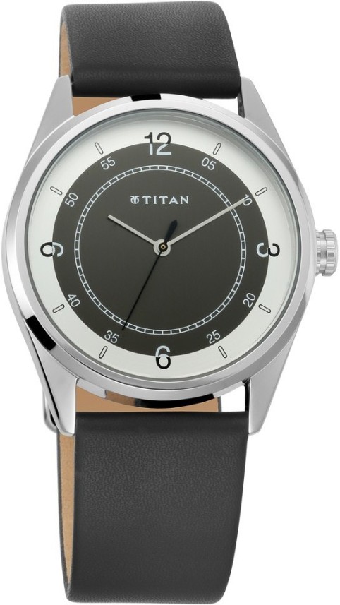 titan watches 50m water resistant