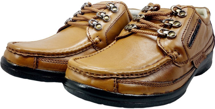 casual shoes under 1500