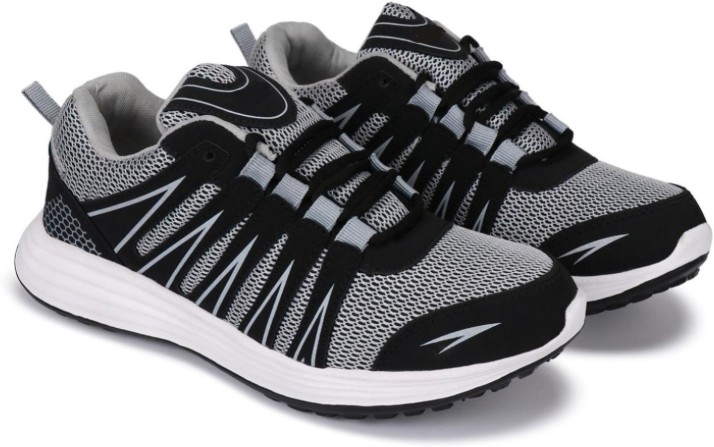 sports shoes for men on flipkart