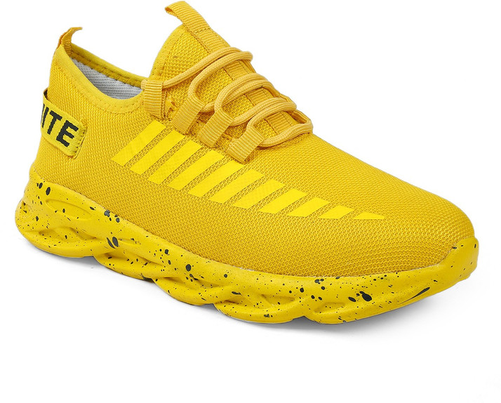 yellow shoes flipkart