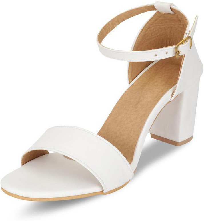 white heels flipkart