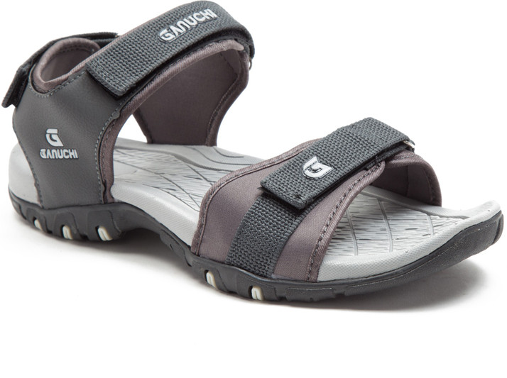 ganuchi sandals