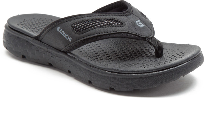 ganuchi sandals