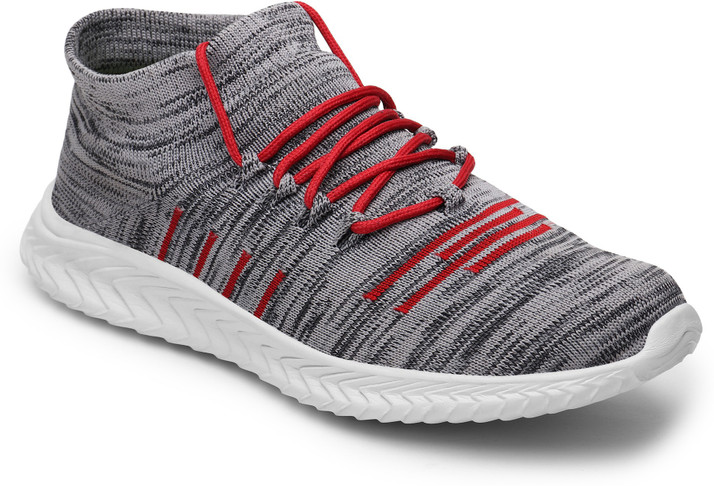 dc running shoes for men