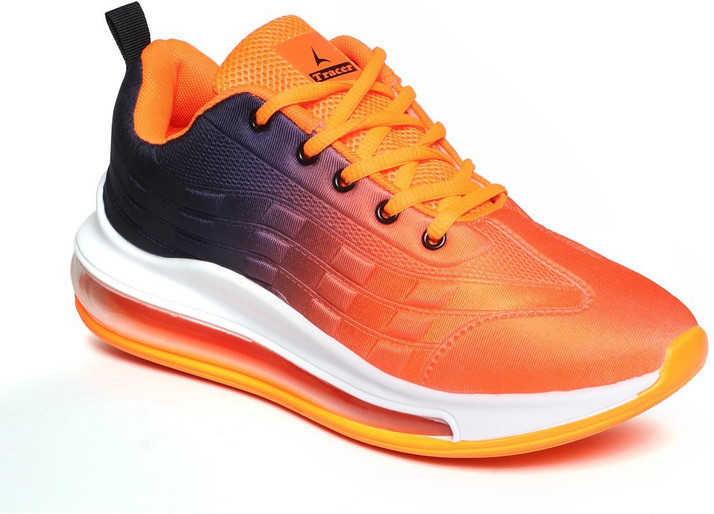 tracer running shoes