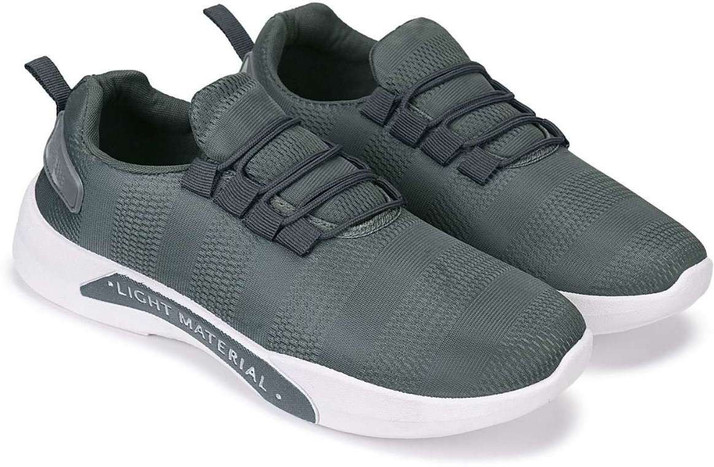 light gym shoes