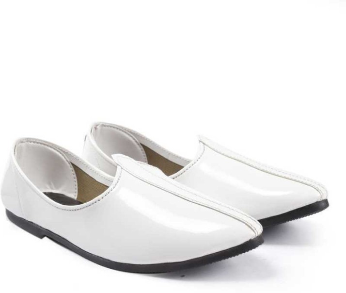 nagra shoes flipkart