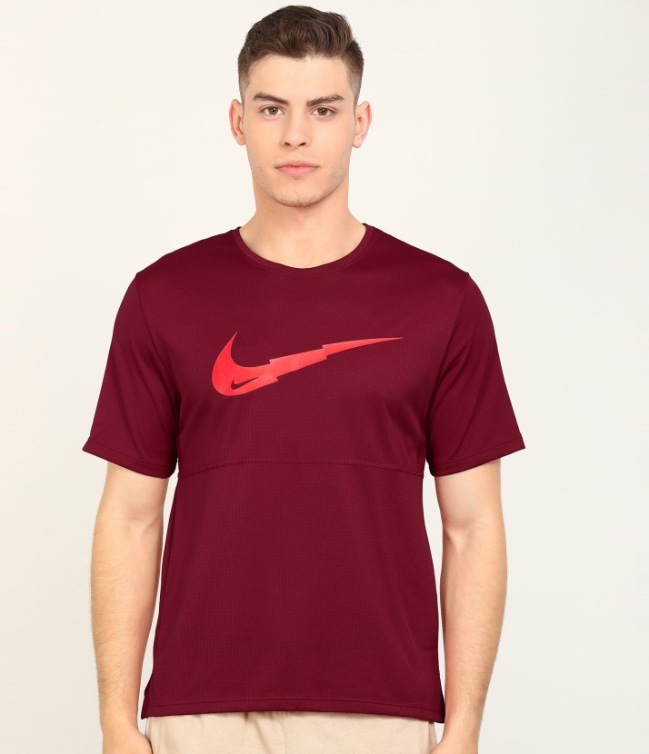 maroon nike shirt