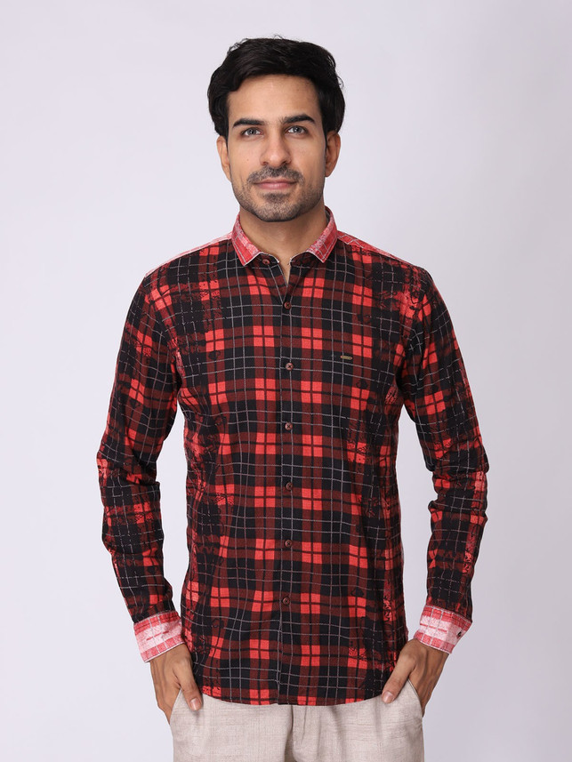 Zedd Men Checkered Casual Red, Black 