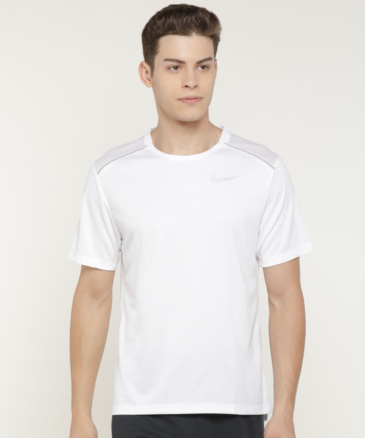 NIKE Solid Men Round Neck White T-Shirt 