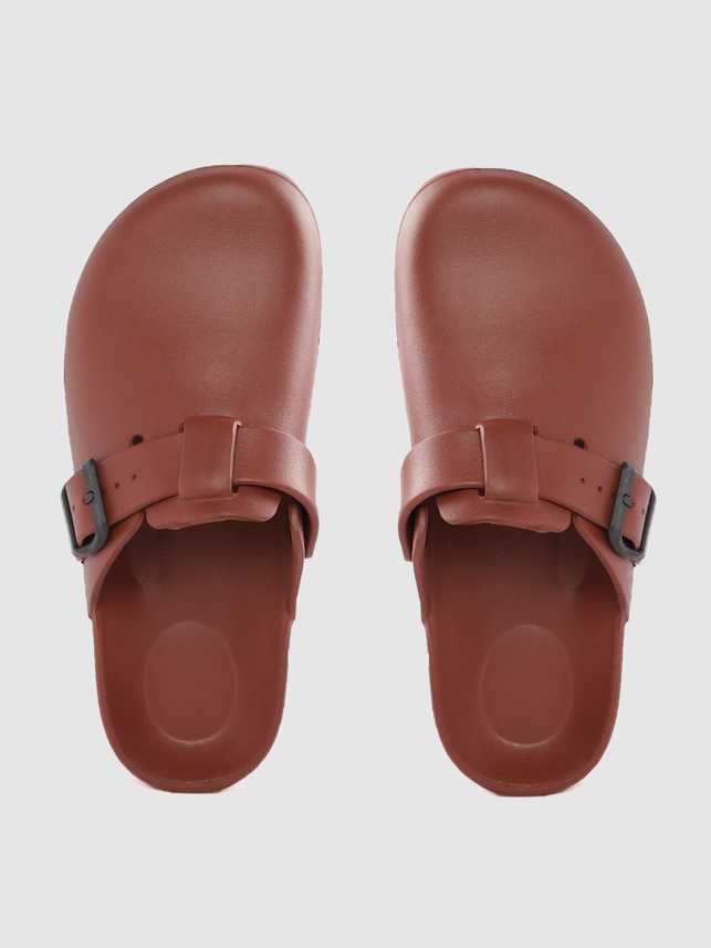 Roadster Women Maroon Clogs Buy Roadster Women Maroon Clogs Online At Best Price Shop Online For Footwears In India Flipkart Com