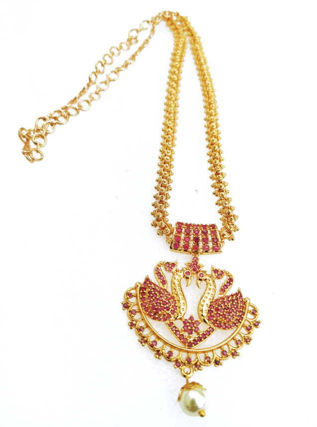 Hanaa Peacock Pendant One Gram Gold 