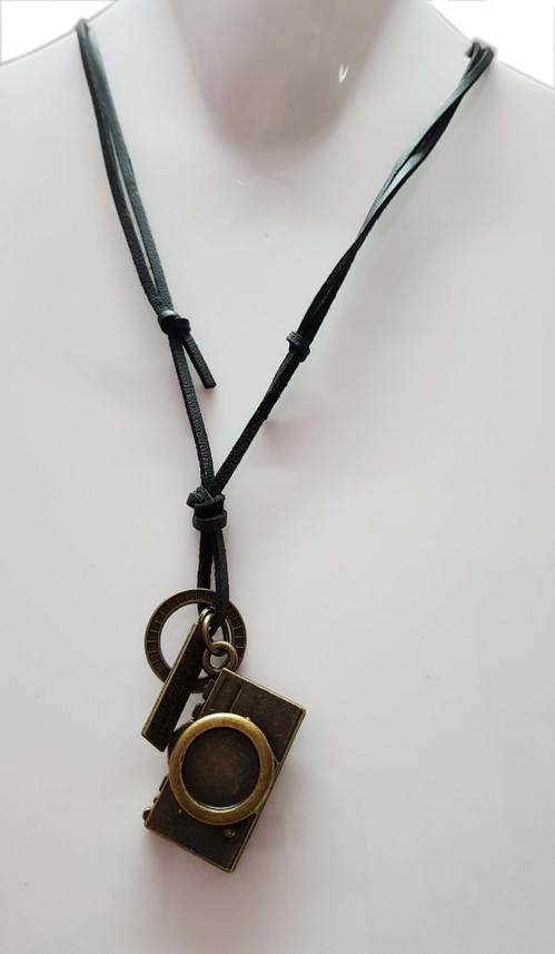 Lockets Gold-plated Brass Pendant Set 